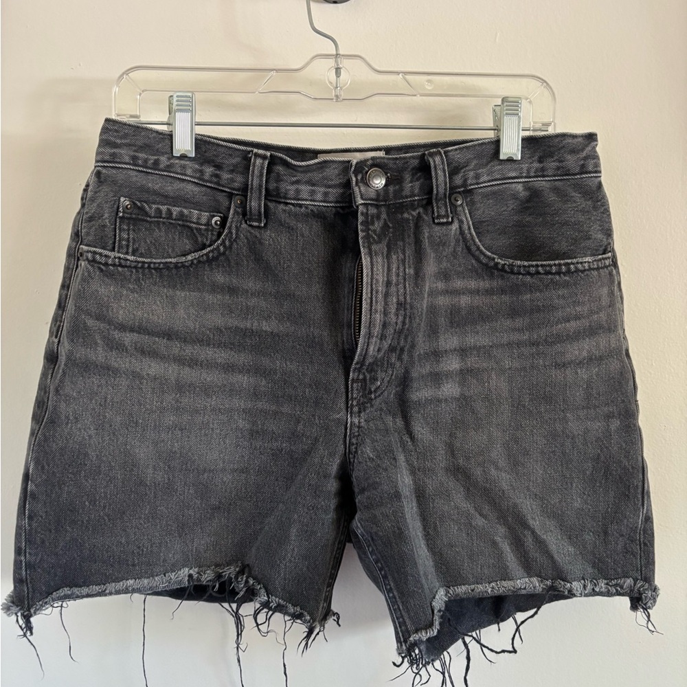 Everlane Black Jean Shorts Distressed Frayed Hem 5” Inseam